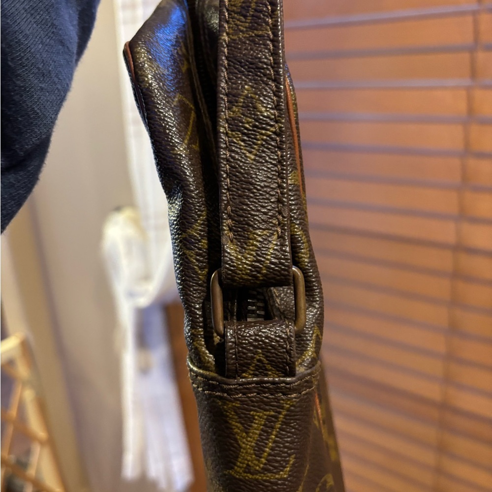 VINTAGE Louis Vuitton Monogram Marceau GM - Picture 4 of 14